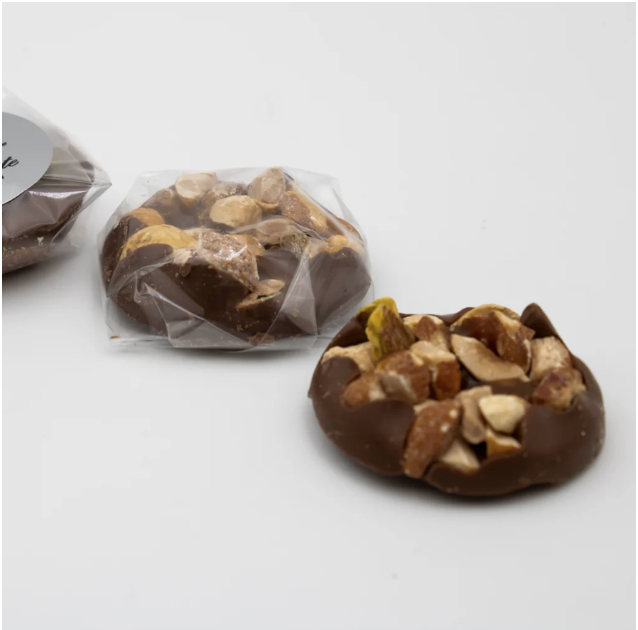 Lee Schokolade mit verschiedene Nüssen