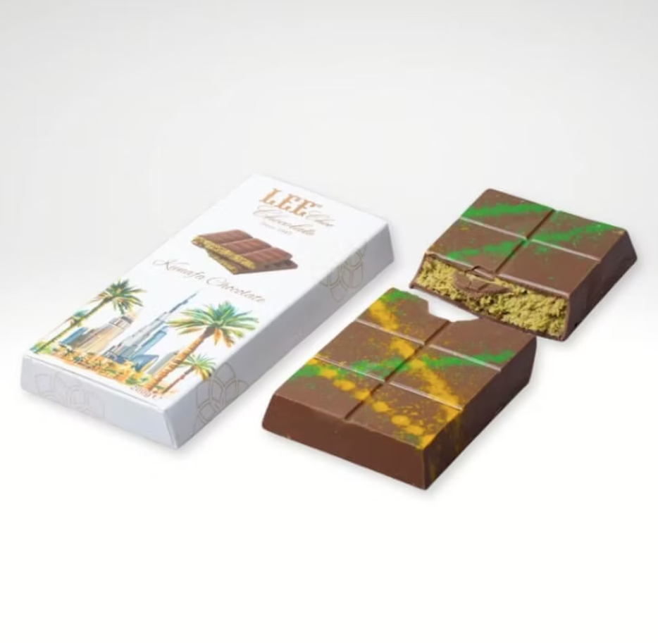 LEE Dubai Kunafa Chocolate Bar 200g